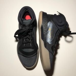 NEW Adidas MARQUEE BOOST ‘GREY GUM’